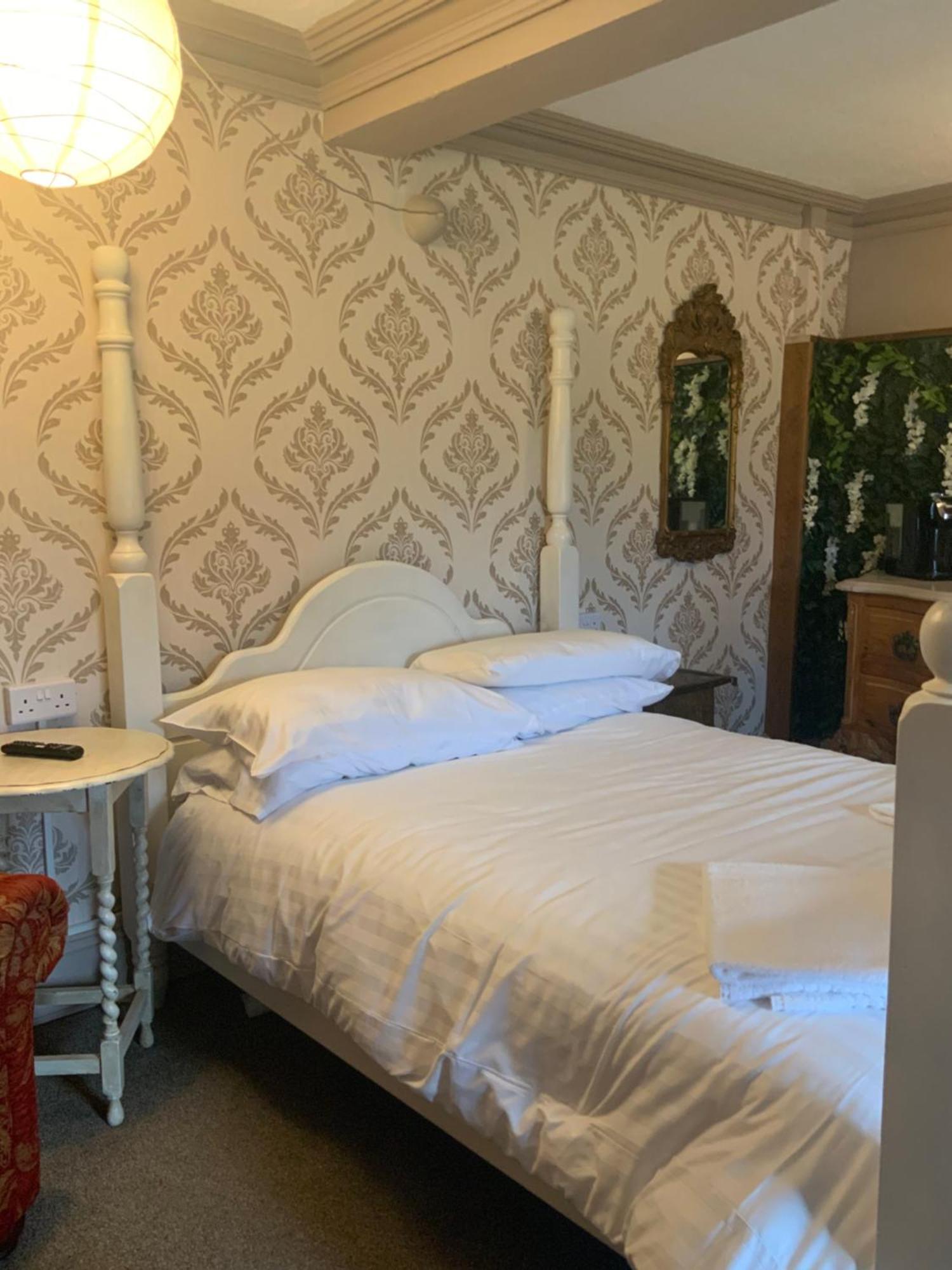 The White House Hotell Sennybridge Rom bilde