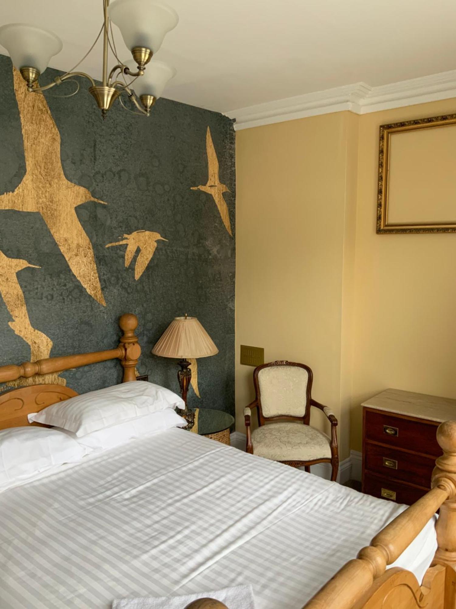 The White House Hotell Sennybridge Rom bilde